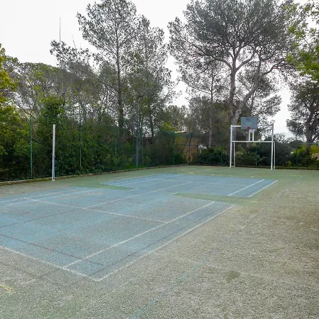 Apartment Les Jardins D'azur-2 By Interhome