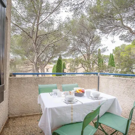 Apartment Les Jardins D'azur-2 By Interhome