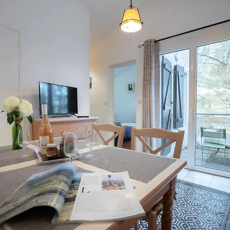 Lejlighed Les Jardins D'azur-2 By Interhome Saint-Raphaël