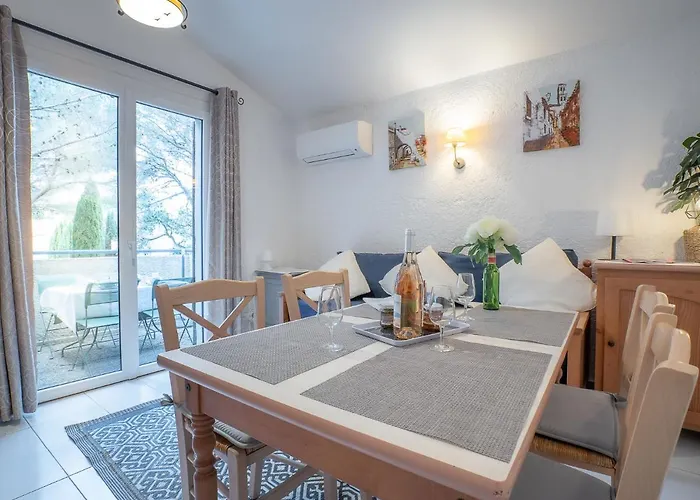 Appartement Les Jardins D'azur-2 By Interhome *